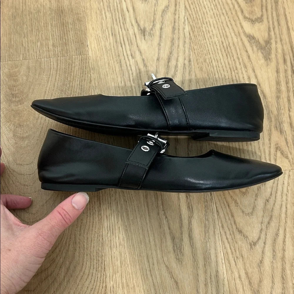Mango flats size